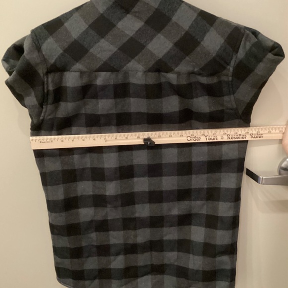 Nomad Sherpa Lined Flannel Gray Black Checkered Men Medium New With Tags MSRP 70 - Picture 7 of 11